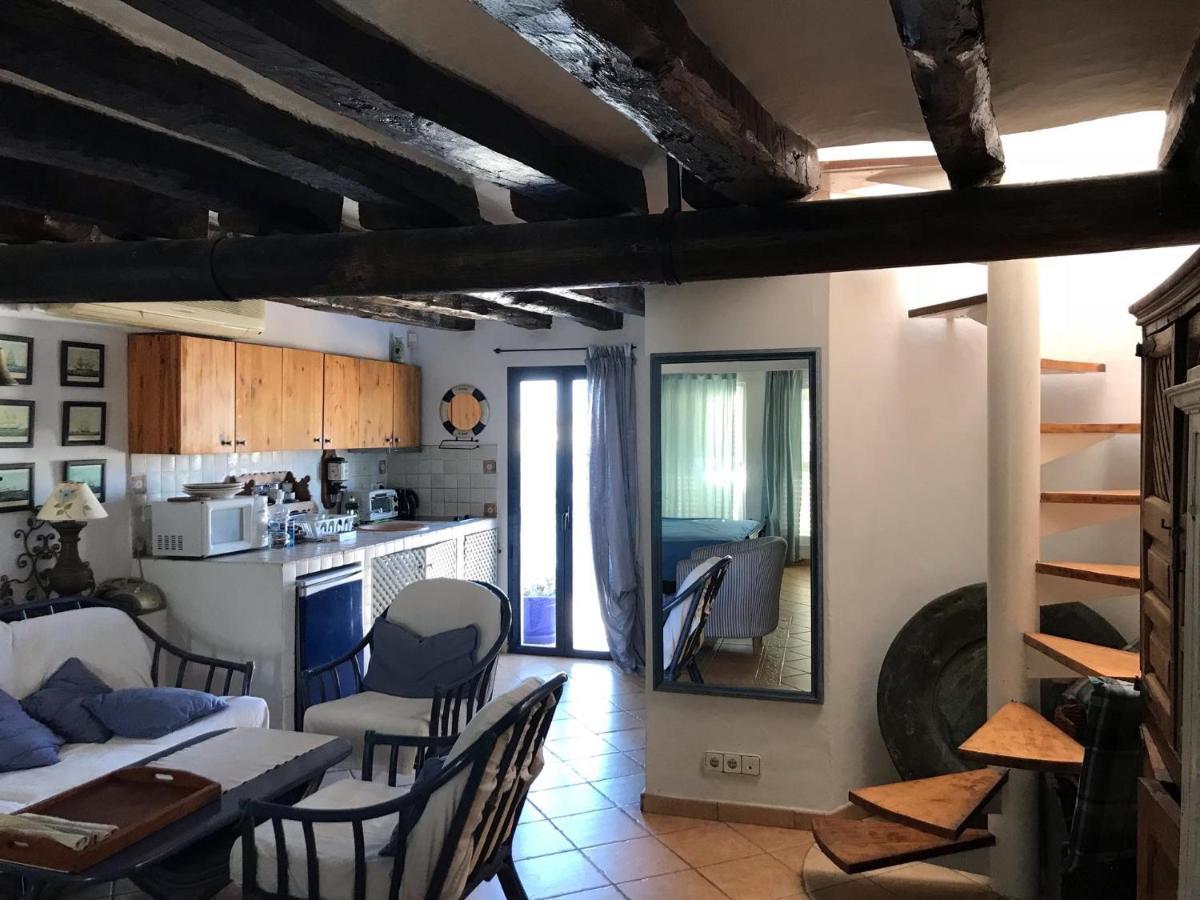 Mirador De La Virgen Atico Con Terraza Y Estudio Sin Terraza Apartment อิบิซาทาวน์ ภายนอก รูปภาพ